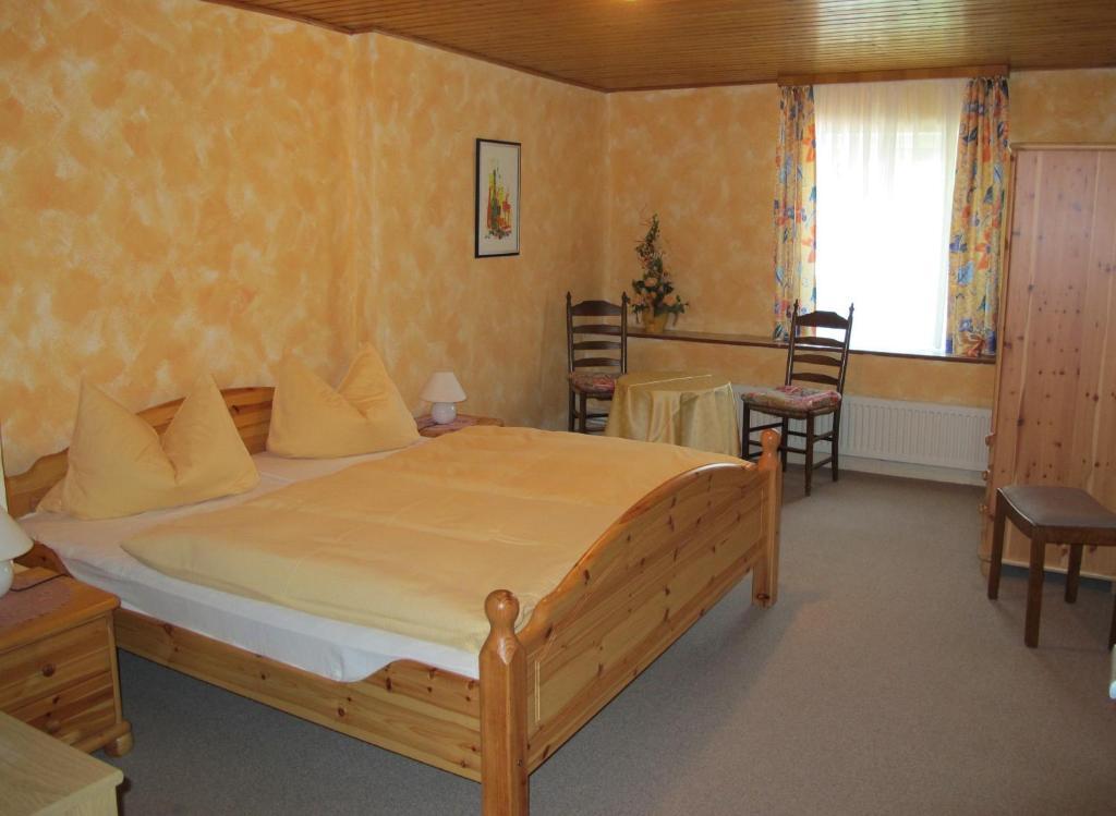 Hotel Garni Hauth Bernkastel-Kues Szoba fotó